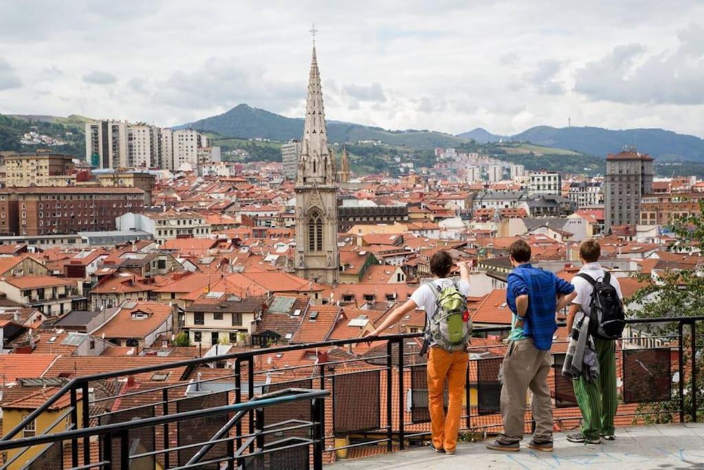 Cultura Y Gastronomia En El Casco Viejo Apartment Bilbao Luaran gambar