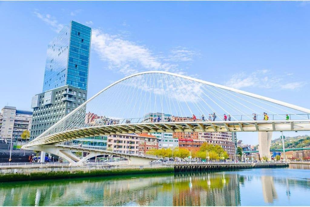 Cultura Y Gastronomia En El Casco Viejo Apartment Bilbao Luaran gambar