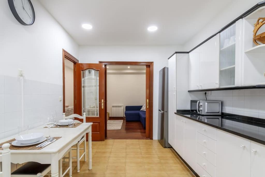 Cultura Y Gastronomia En El Casco Viejo Apartment Bilbao Luaran gambar